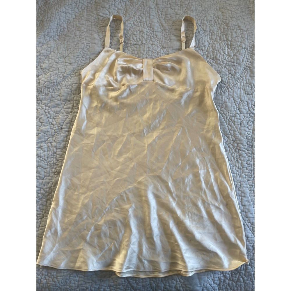 Victoria's Secret Women's Cream Slip Dress